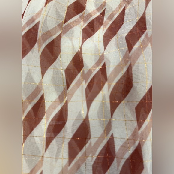 Elizabeth Cosby Women's Sheer Cream Geometric Print Blouse, size XSmall - Picture 9 of 13